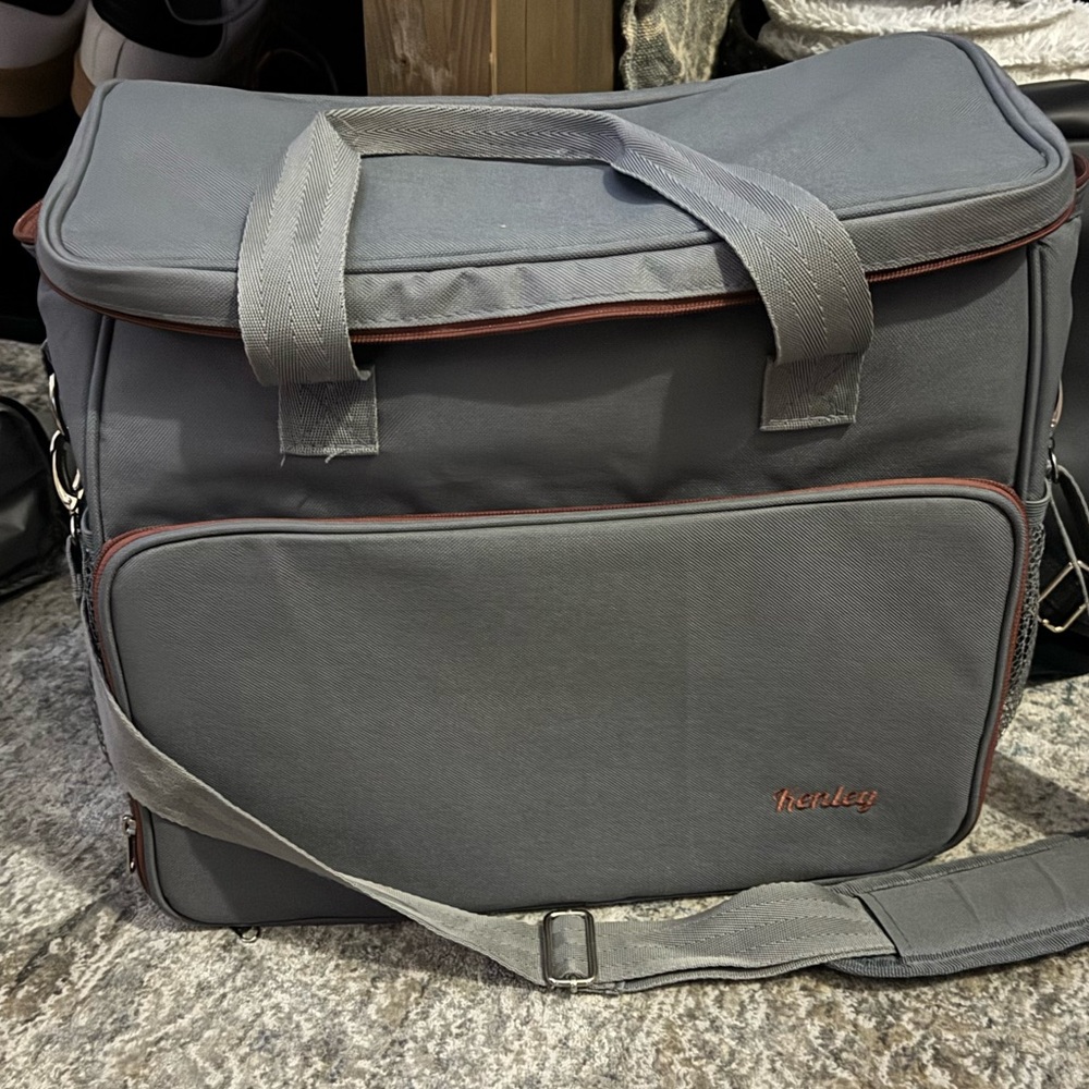 Dog/pet travel pack